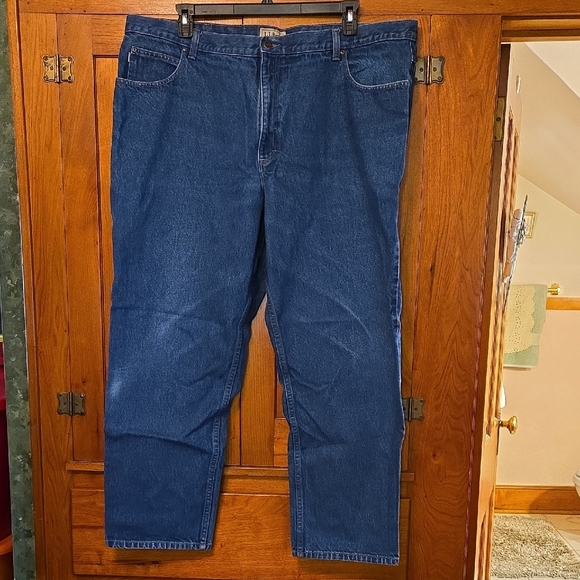 L.L. Bean Other - LL Bean Natural Fit 46x32 Mens Jeans